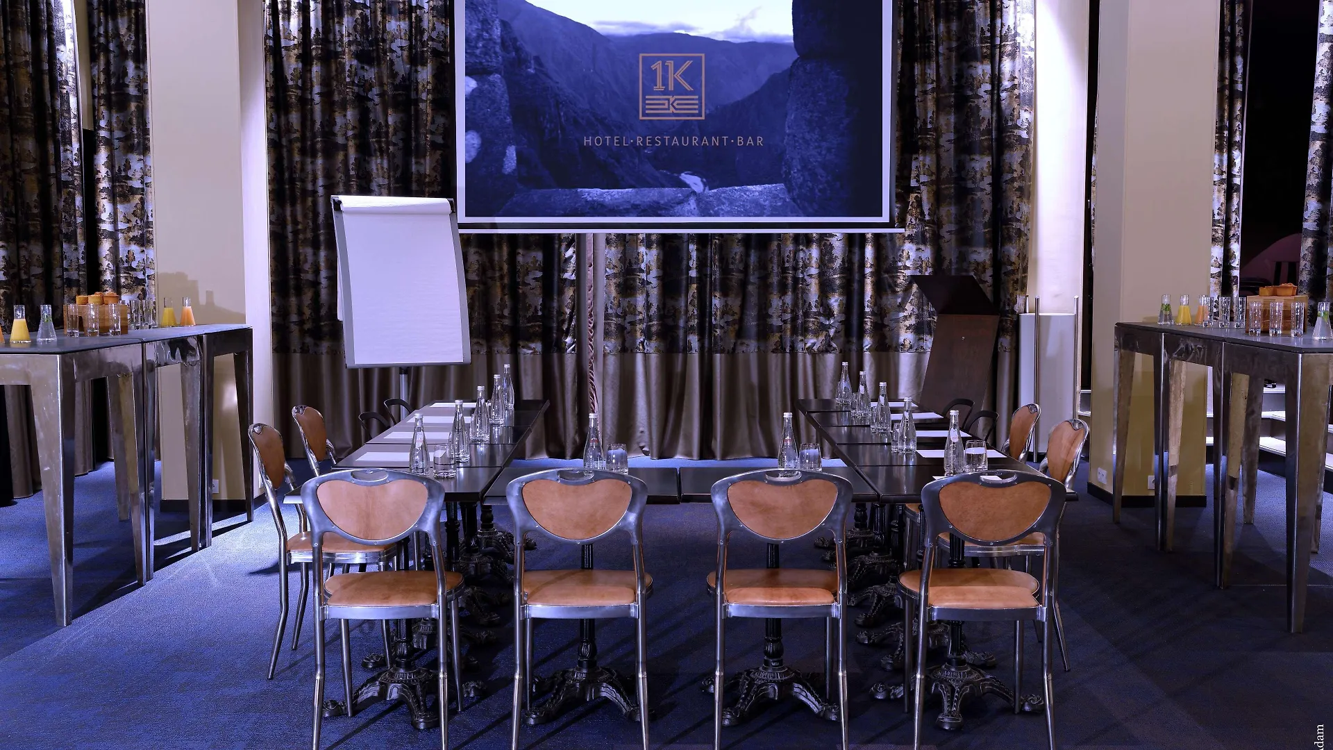 1k Hotel Paris
